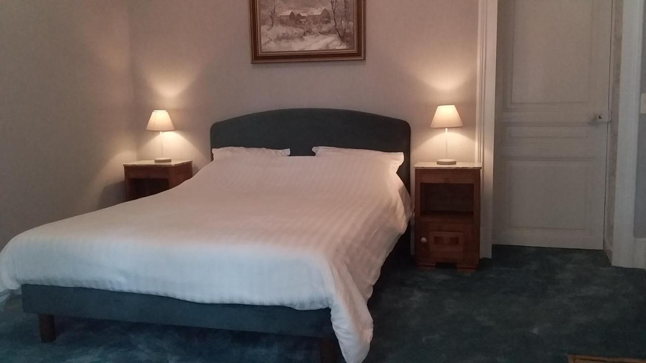 Chateau Maleplane Bed & Breakfast Saint-Leonard-de-Noblat Ngoại thất bức ảnh